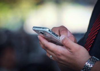 telefono cellulare salerno