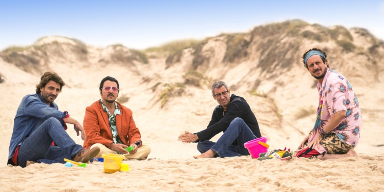 UN FIGLIO DI NOME ERASMUS - DIRECTED: ALBERTO FERRARI - D.O.P.: SAVERIO GUARNA - PRODUCER: ROBERTO PROIA - CAST: DANIELE LIOTTI, LUCA BIZZARRI, PAOLO KESSIOGLU, RICKY MEMPHIS, FILIPA PINTO.