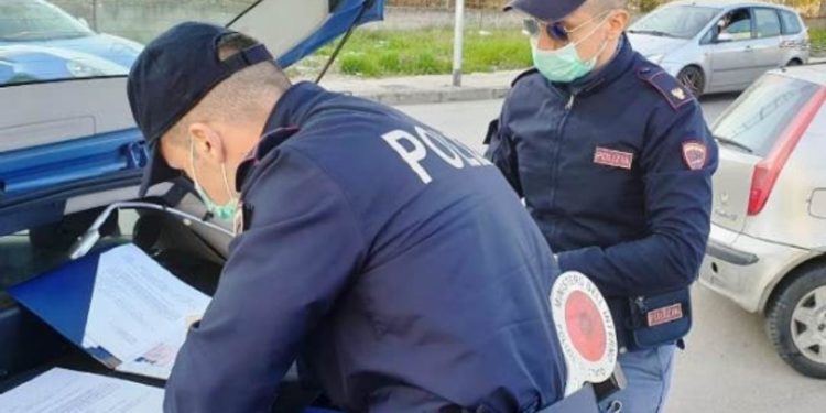 resistenza a pubblico ufficiale