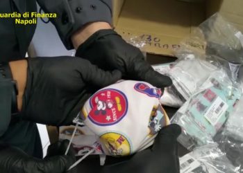 mascherine contraffatte immagini