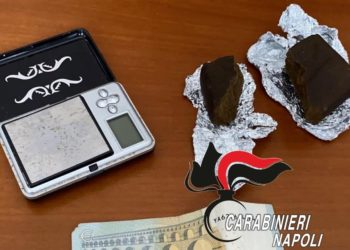 caivano strada spaccio