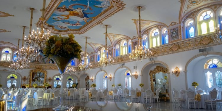 Una sala del Grand Hotel La Sonrisa
