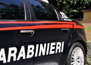 Secondigliano, 19enne arrestato per droga e porto d’armi
