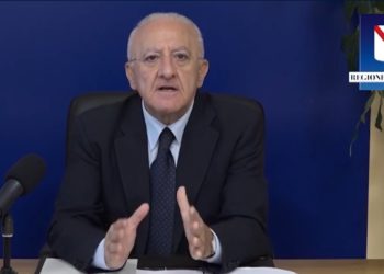 Coronavirus, De Luca: “Pronti a chiudere di nuovo tutto”