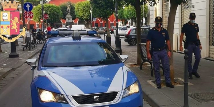polizia di stato nocera coltello