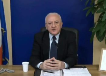 Colloquio tra De Luca e Lamorgese, la ministra invia 100 militari in Campania