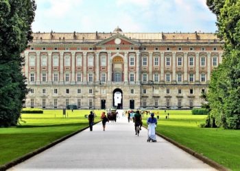 Svolta “green” alla Reggia di Caserta: veicoli elettrici per percorrere il parco