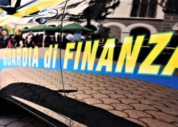 Denunce e un arresto nel Napoletano per violazione delle norme anti-Covid (Video)