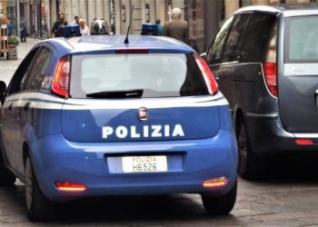 Bombe carta davanti alla casa di Vincenzo De Luca a Salerno: quattro persone indagate