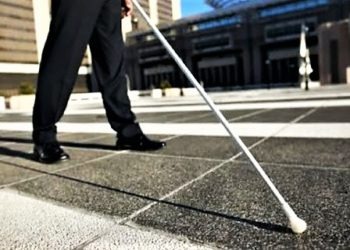 Acerra, ex poliziotto non vedente colpito con pistole ad aria compressa da baby gang