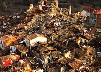 50 anni della Campania in foto: dal 1970 a oggi gli eventi che hanno segnato l’identità regionale