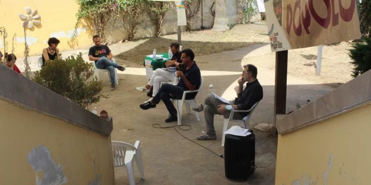 Il bene confiscato in via Gramsci durante il primo appuntamento del Festival dell'impegno civile