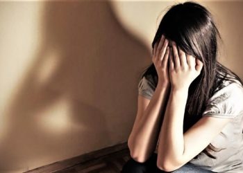 Orrore a Maddaloni, rapiscono e violentano in gruppo una ragazza disabile: in manette la gang