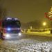 Pesanti nevicate in Irpinia: vigili del fuoco all’opera per soccorrere le auto bloccate