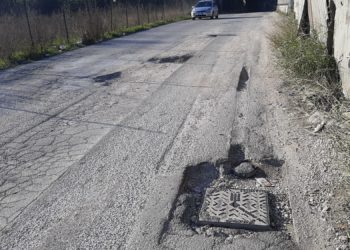 Aversa, il ritorno delle buche-killer in via San Lorenzo