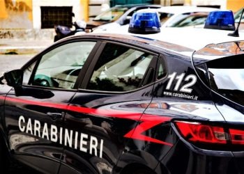 Napoli, i carabinieri presidiano le strade del centro: piovono sanzioni e denunce