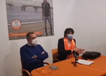 Regionali Calabria, de Magistris trova l’accordo con Carlo Tansi: almeno sei liste a sostegno del sindaco di Napoli