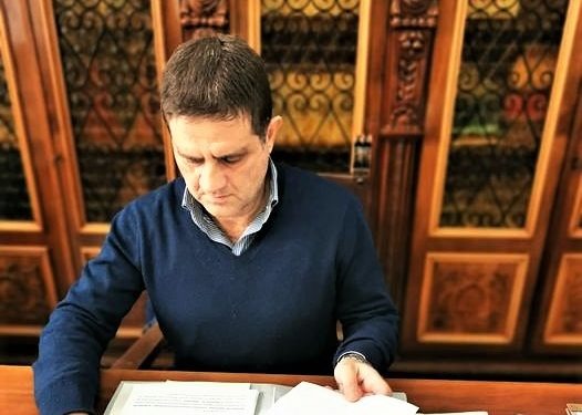 Il sindaco Gianni Colella