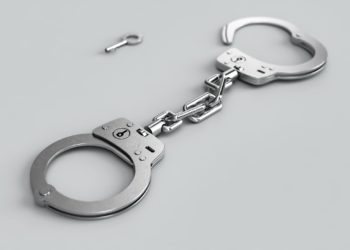 Arrestato per estorsione e maltrattamenti un 44enne di Torre del Greco