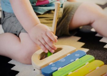 Napoli, tre milioni di euro per sette asili nido. L’assessore Palmieri: “Offerta pubblica potenziata in modo significativo”