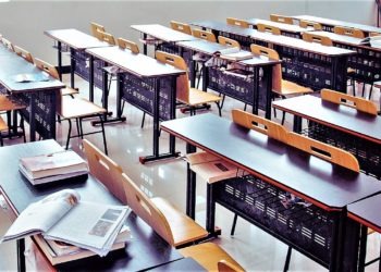 Scuola, per i dirigenti scolastici il rientro in classe al 100% non è al momento possibile