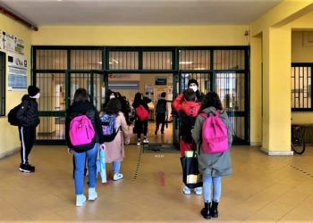 Covid-19, numerose le scuole chiuse in Campania a causa dei contagi