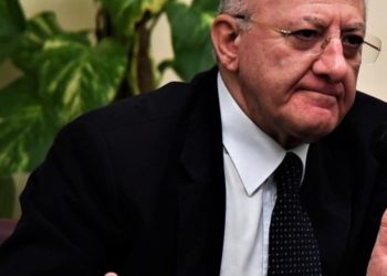 Vigili promossi a membri dello staff, archiviata indagine contro De Luca