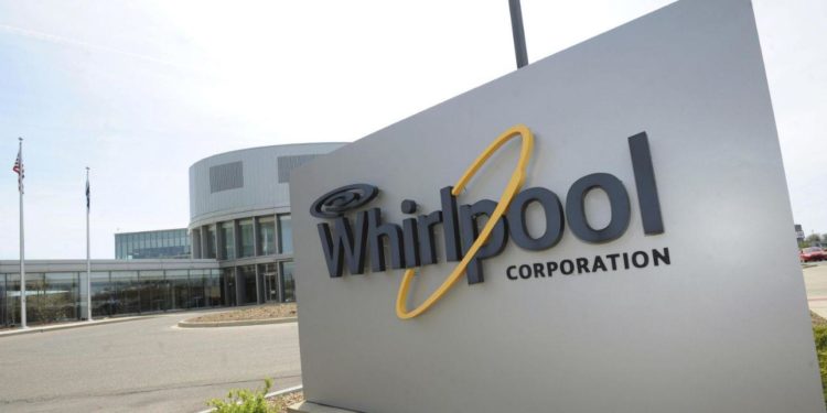 Stabilimento Whirlpool (foto dal sito della Fiom-Cgil)