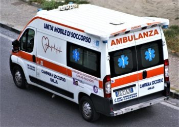 Napoli, tragico incidente nella notte a Scampia: due morti e un ferito