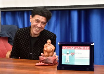 Sant’Arpino ricorda il grande Ezio Bosso: una piazza del Comune casertano porterà il suo nome