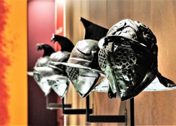 “Gladiatori”: la grande mostra del Museo archeologico nazionale di Napoli tra archeologia e tecnologia (Video)