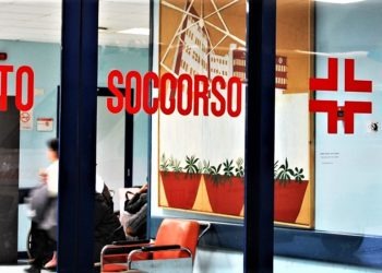 Caserta, ai domiciliari per detenzione di esplosivi il fratello del 24enne morto a Capodanno