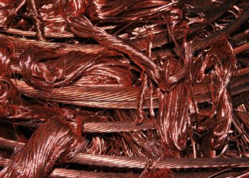 Riciclaggio di materiale ferroso, due denunce a Frattaminore: sequestrata mezza tonnellata di rame