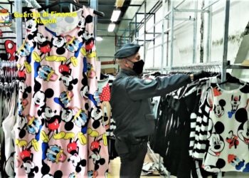 Controlli a Napoli e provincia: sequestrati 14mila articoli contraffatti