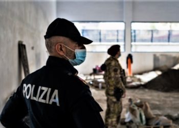 Smaltimento illecito di rifiuti a Melito di Napoli e Succivo: blitz delle forze dell’ordine