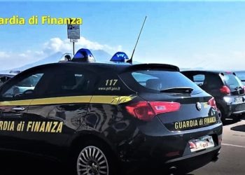 Operazione “Petrol-mafie Spa”: sgominato giro d’affari miliardario della camorra nel settore petrolifero (Video)