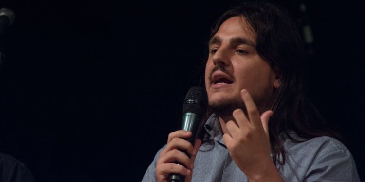 il sindaco di Bacoli Josi Gerardo Della Ragione