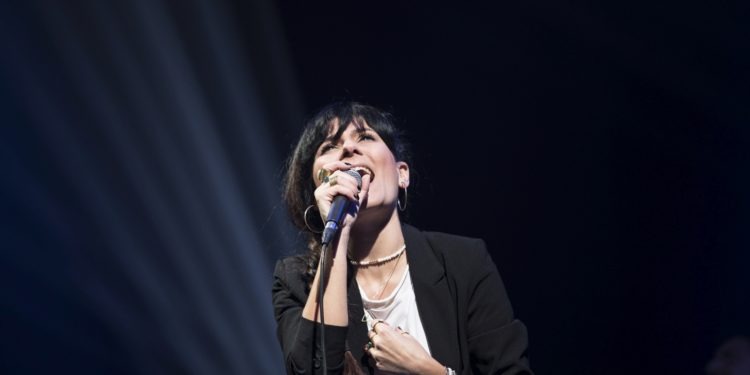 La cantautrice Flo (foto Pino Miraglia)