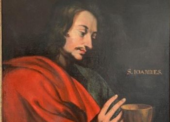 Napoli, restituito dipinto di San Giovanni Evangelista a 28 anni dal furto: era stato messo in vendita sul web