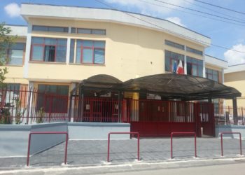 Aversa, caso di Covid-19 in una scuola dell’infanzia: il sindaco chiude l’istituto fino al 28 aprile