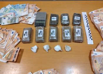 Nocera Inferiore, arrestato 33enne per spaccio:  nascondeva cocaina, hashish e oltre 16mila euro in contanti