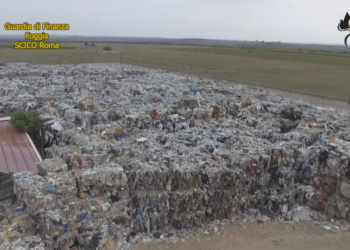 Traffico illecito di rifiuti tra Campania, Puglia e Abruzzo: sei imprenditori indagati (Video)