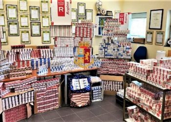 Scampia e Giugliano in Campania: sequestrati oltre tre quintali di sigarette di contrabbando