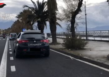 Torre del Greco, compravano voti in cambio di denaro e generi alimentari: arrestate 5 persone (Video)