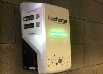 ANM, attivate stazioni di ricarica per auto elettriche