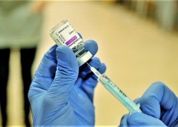 AstraZeneca, martedì 11 maggio “Vaccine day” per tutti gli over 18 del Casertano