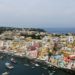 Procida è la prima isola d’Italia “Covid-free”: vaccinato il 92% della popolazione