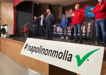 Primo Maggio, manifestazione dei sindacati alla Whirlpool di via Argine a Napoli