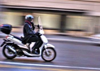 Teverola, consegnava cocaina a domicilio: arrestato “rider” della droga