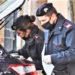 Napoli, scippano un’anziana a Fuorigrotta: carabiniere mette in fuga i ladri